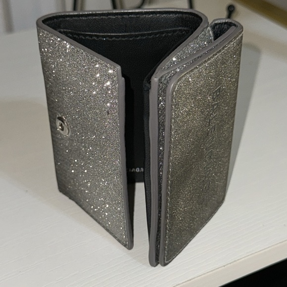 Authentic BALENCIAGA Silver Glitte Everyday Mini leather Wallet - Picture 11 of 15
